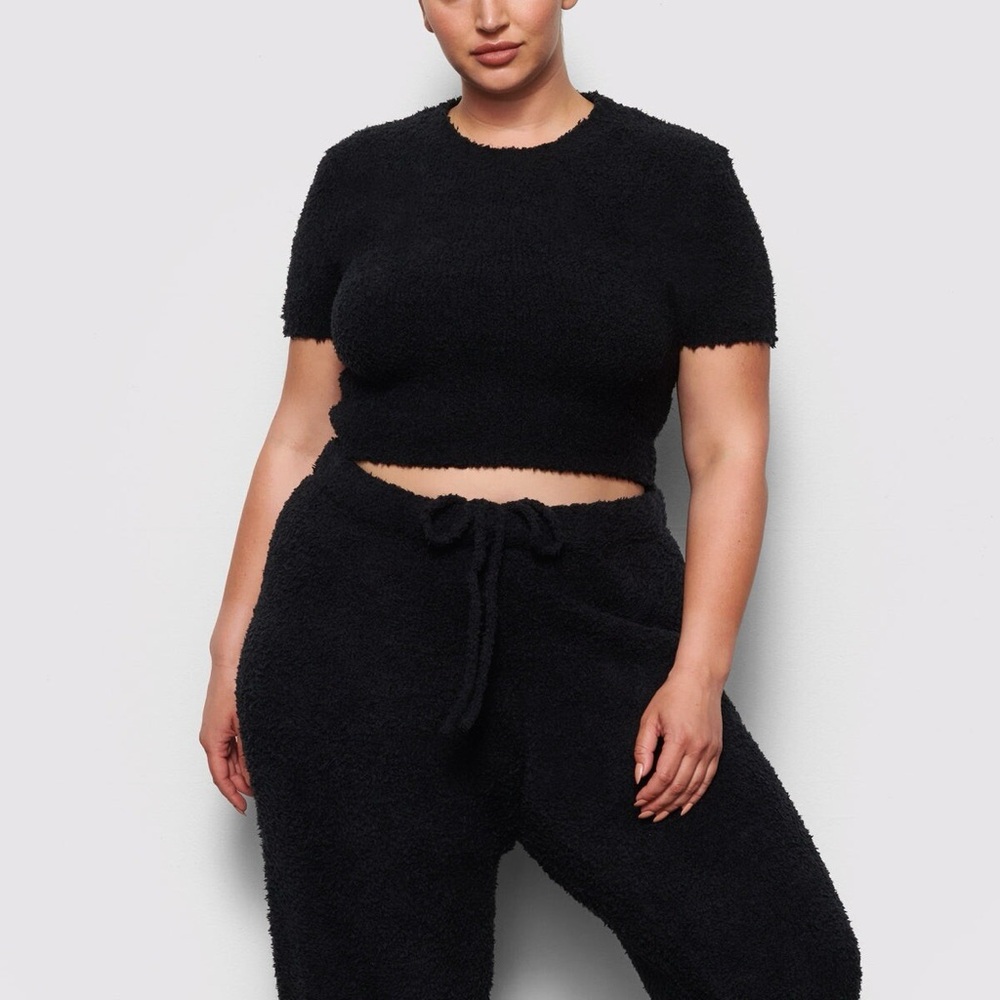 SKIMS Cozy Knit Cropped T-Shirt Onyx S/M NWT
